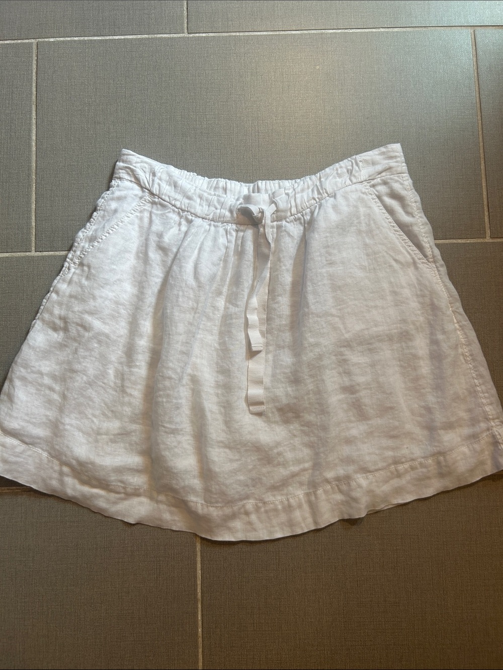 J Crew Women’s White Linen Drawstring Skirt size 6